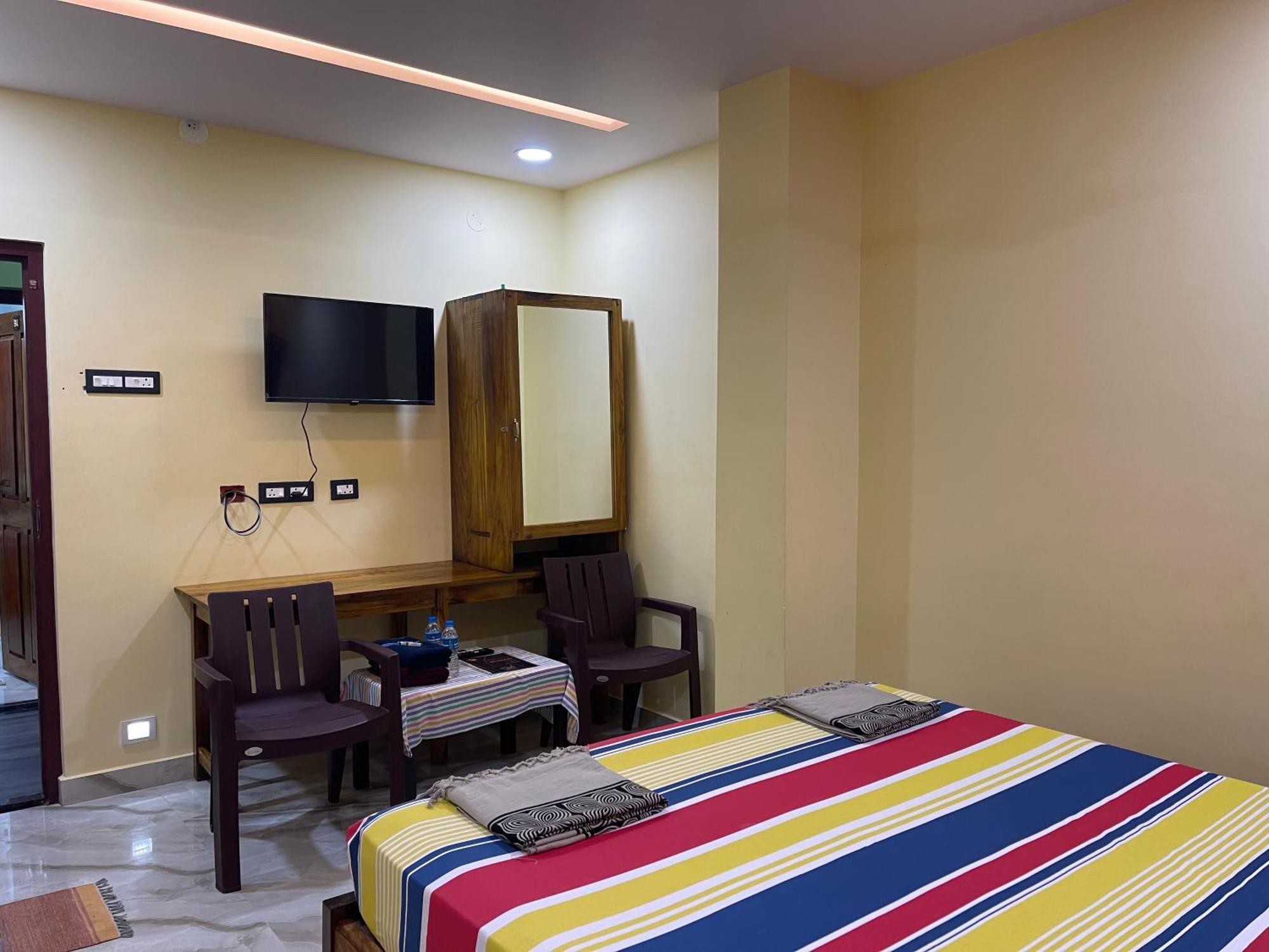 Nimmu Guest House & Restaurant Gokarna Exterior photo