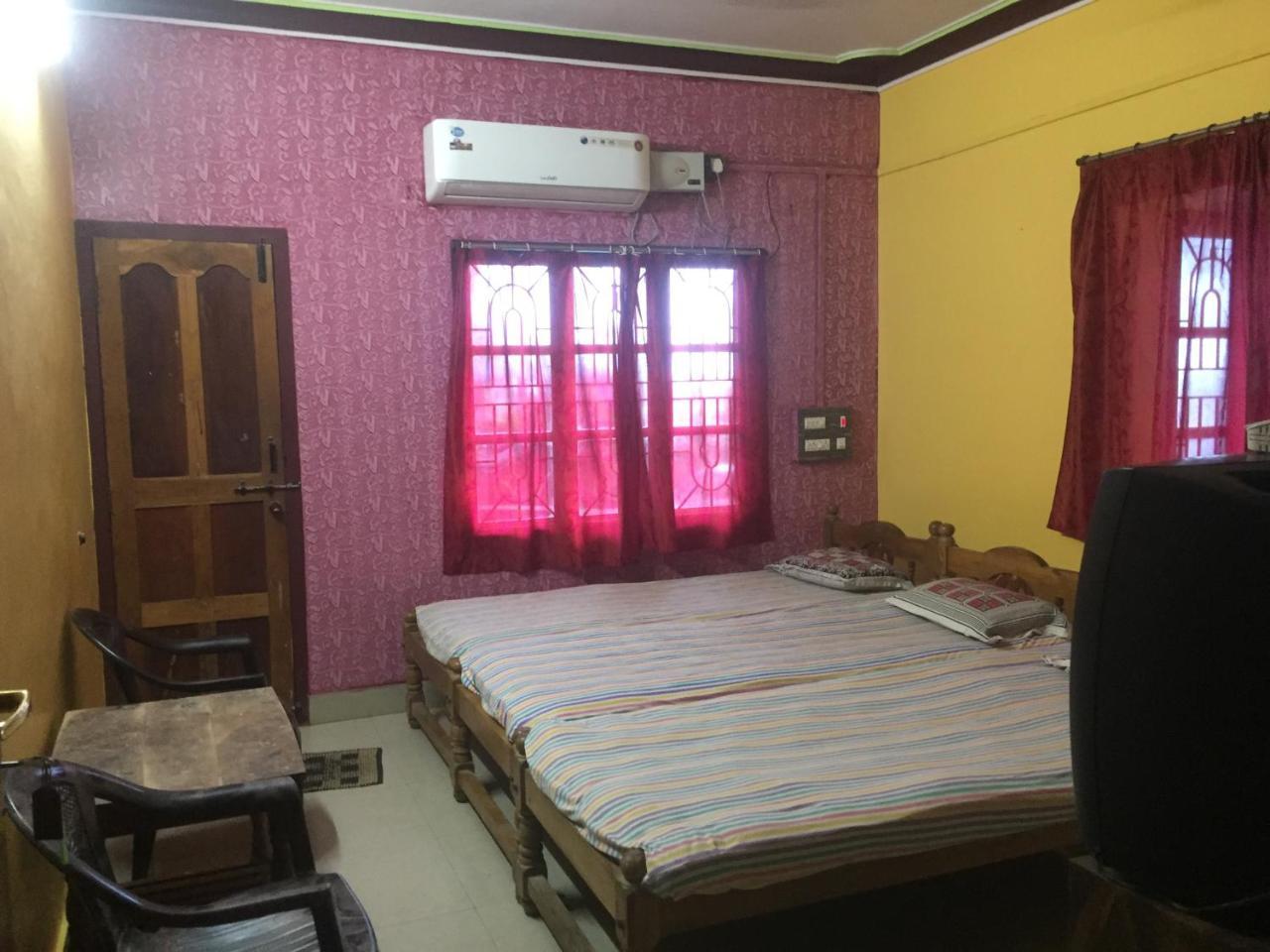 Nimmu Guest House & Restaurant Gokarna Exterior photo